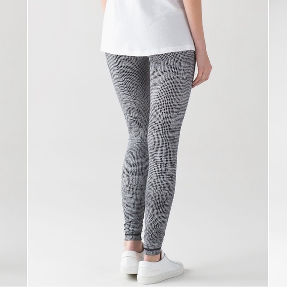 Lululemon Wunder Under Pant lll in Fall Net sz: 10 - Picture 9 of 11